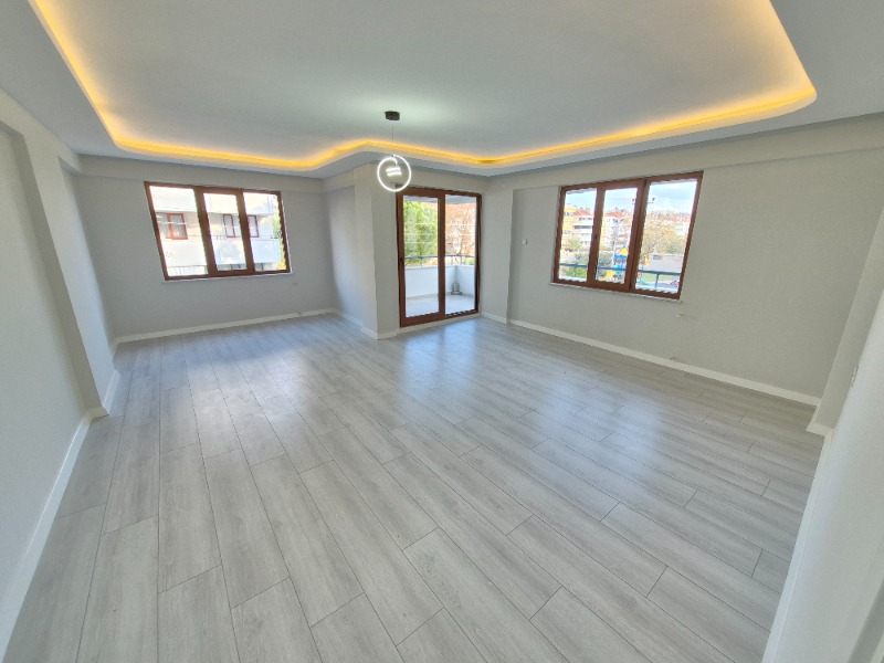 Edremit Altınkum Mah`da3+1  Daire.